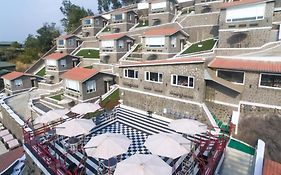 360 South, Khandala